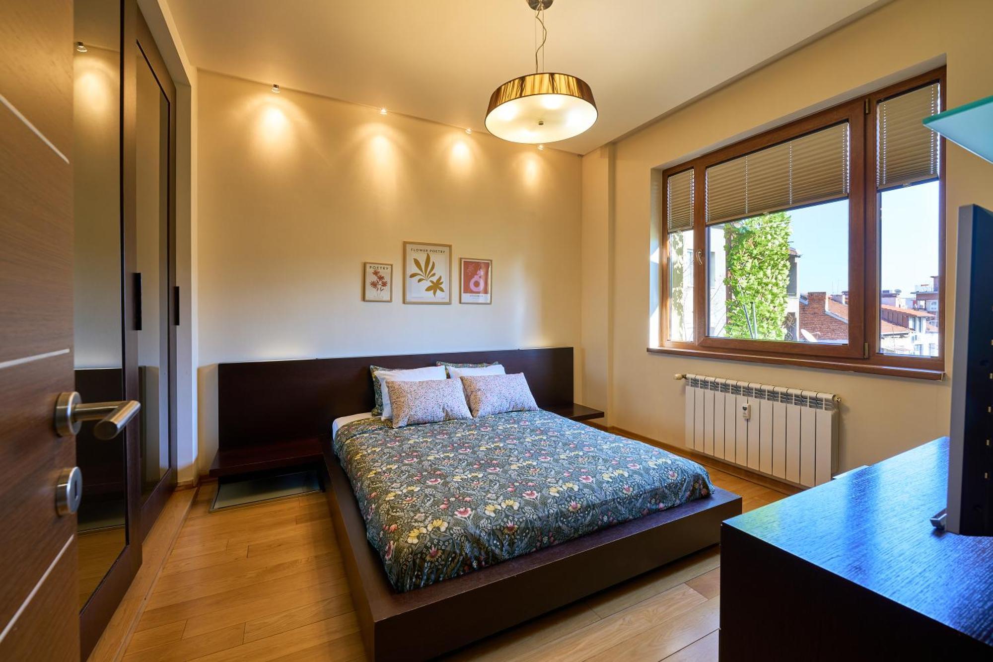 Splendid 2bdrm Apartament *